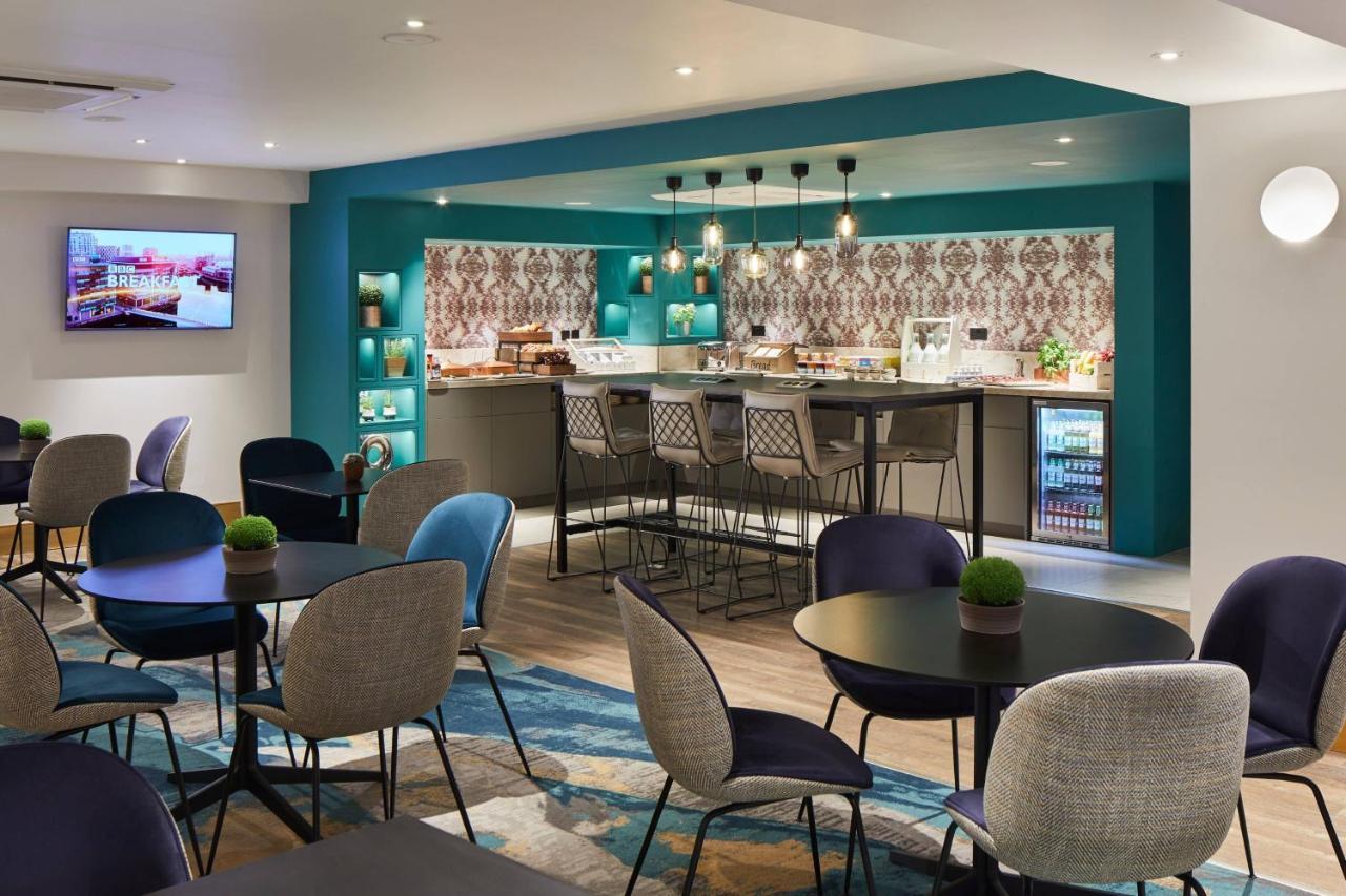 King Executive Room Lounge Access