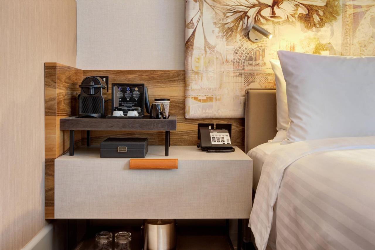 King Executive Room Lounge Access