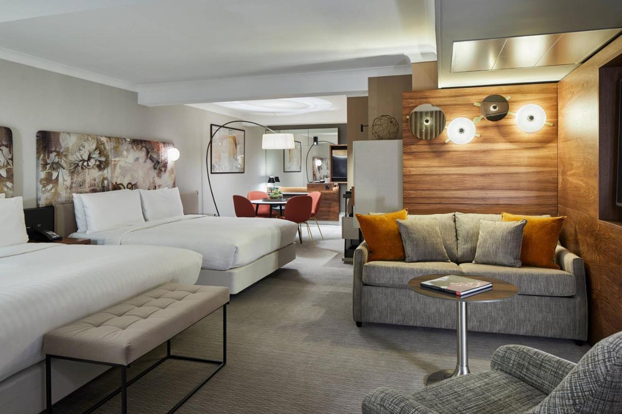 Suite Executive Lounge Access